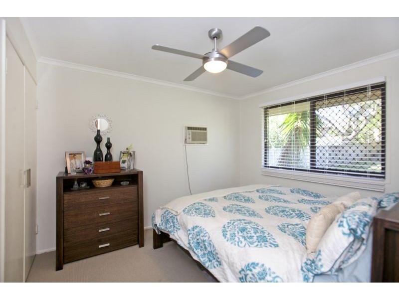 9 Chestnut Crescent, Victoria Point QLD 4165