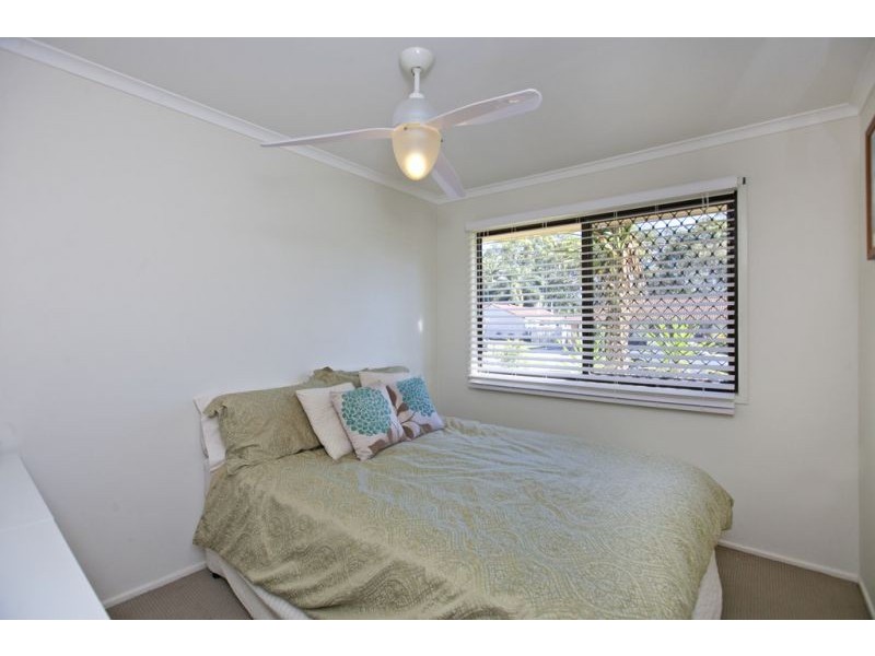 9 Chestnut Crescent, Victoria Point QLD 4165