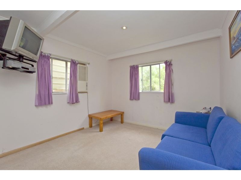 15 Cleveland-redland Bay Road, Thornlands QLD 4164