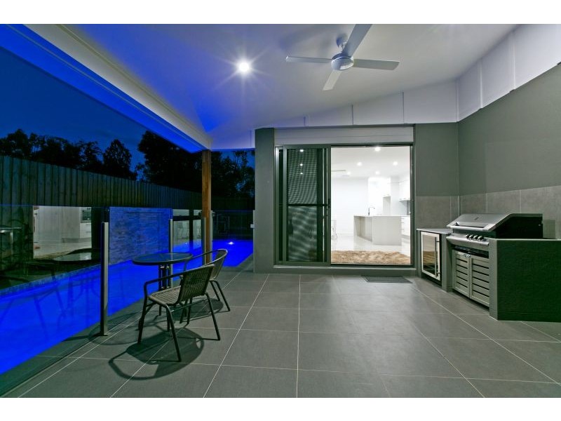 14 Bainbridge Street, Ormiston QLD 4160