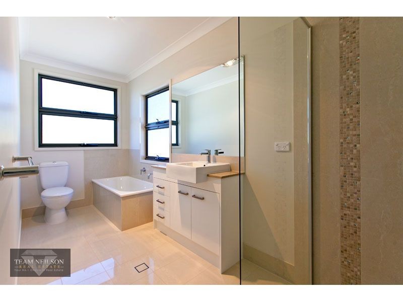 14 Bainbridge Street, Ormiston QLD 4160
