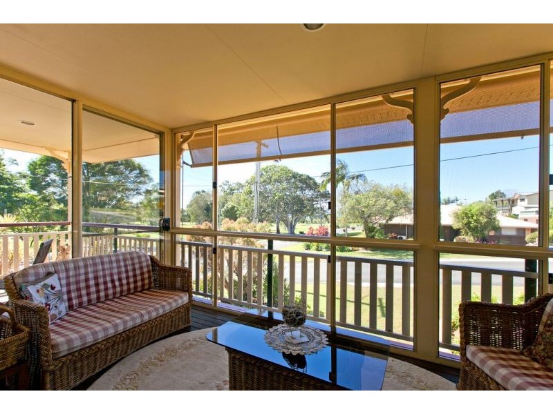 1 Cane Street, Redland Bay QLD 4165