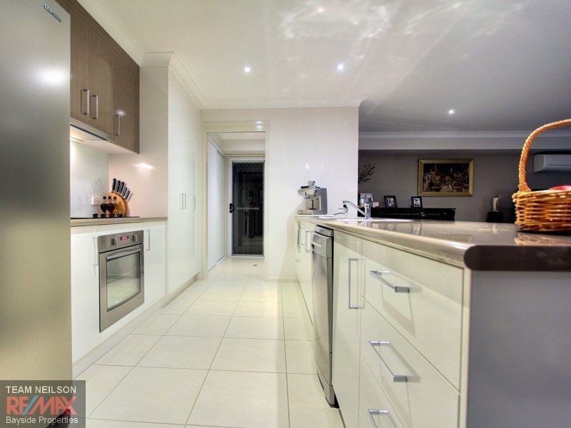 18 Bibury Street, Wellington Point QLD 4160