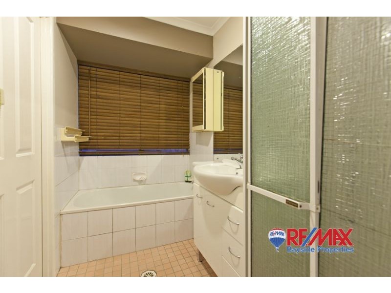 2 Burwood Rd, Alexandra Hills QLD 4161