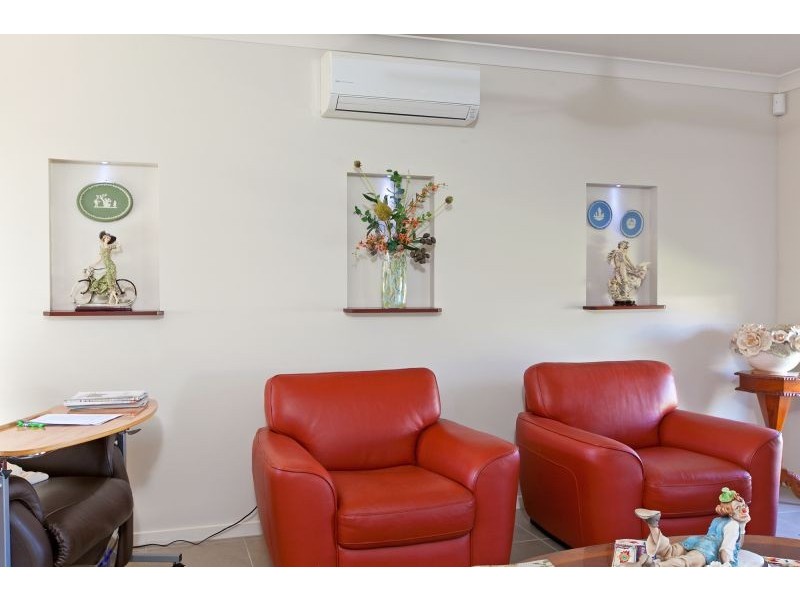 14 Daly Place, Redland Bay QLD 4165