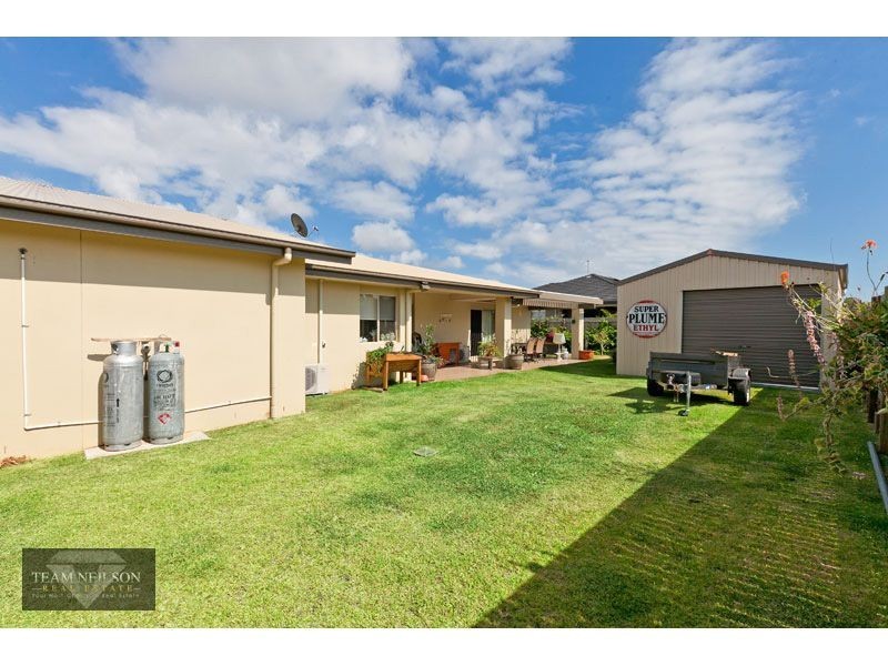 14 Daly Place, Redland Bay QLD 4165