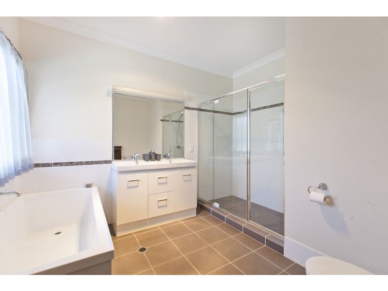 30 Greenfield Rd., Capalaba QLD 4157