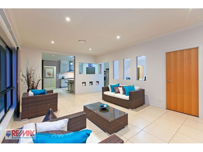 45 Waterville Drive, Thornlands QLD 4164