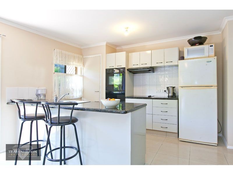 5 Elaine Place, Birkdale QLD 4159