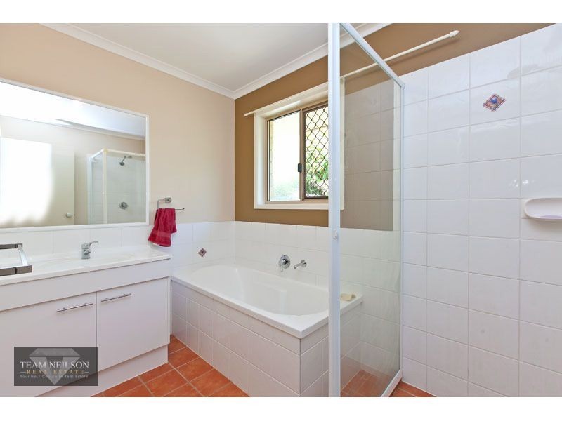 5 Elaine Place, Birkdale QLD 4159