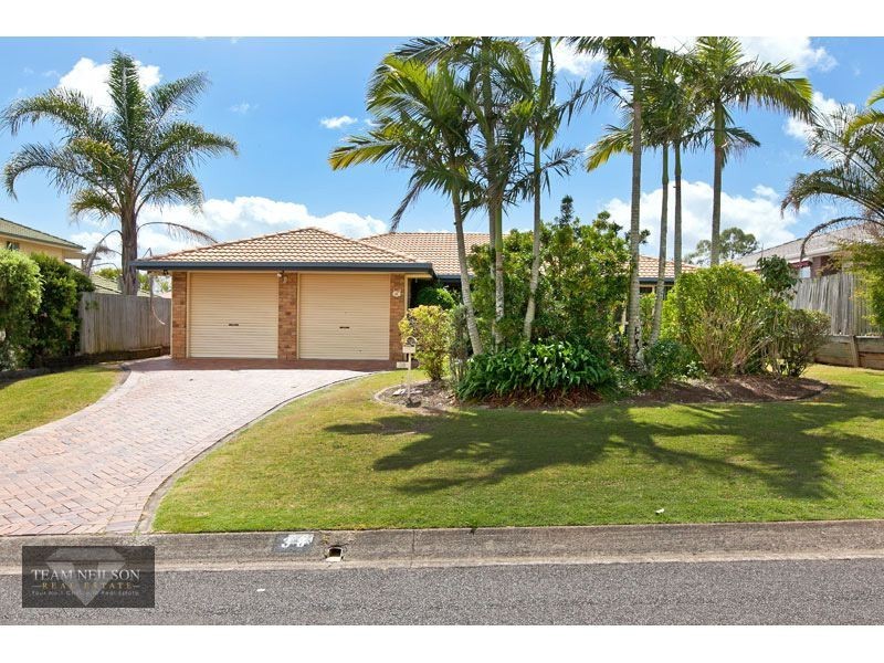 38 Crossley Drive, Wellington Point QLD 4160