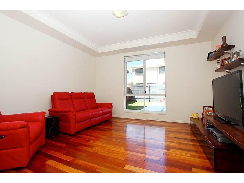 37 Parklane Rd, Victoria Point QLD 4165