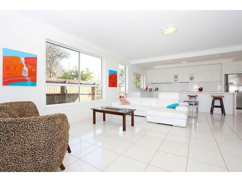 37 Parklane Rd, Victoria Point QLD 4165