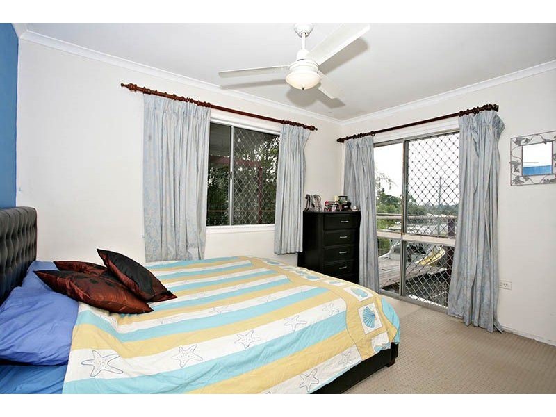 19 Cook Street, Capalaba QLD 4157