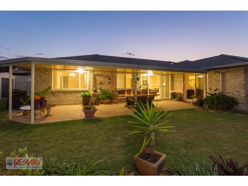 11 Lamb Cl, Victoria Point QLD 4165