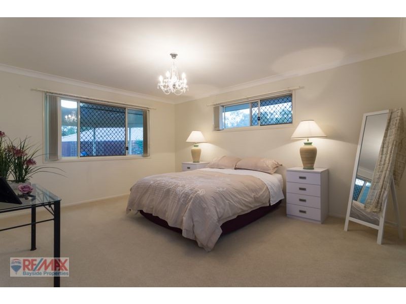 11 Lamb Cl, Victoria Point QLD 4165