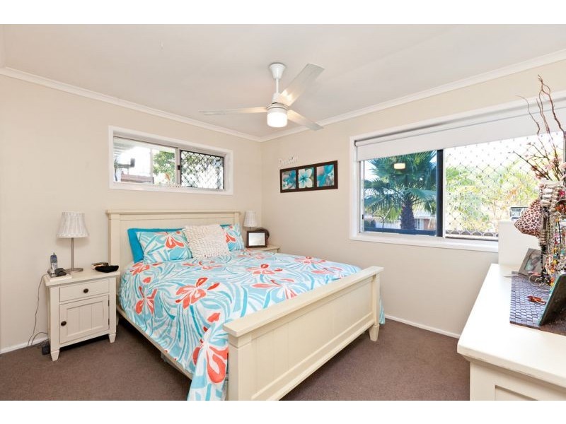 27 Waratah Avenue, Victoria Point QLD 4165