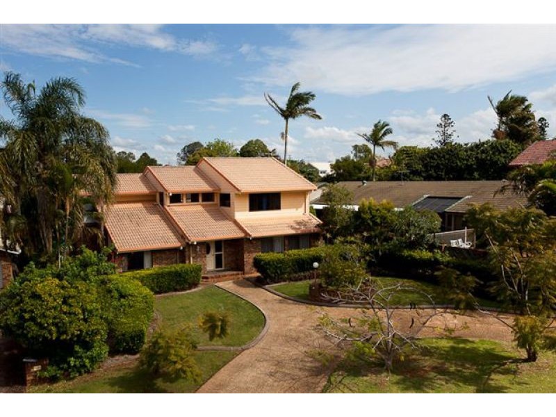 4 Waterford Crescent, Ormiston QLD 4160