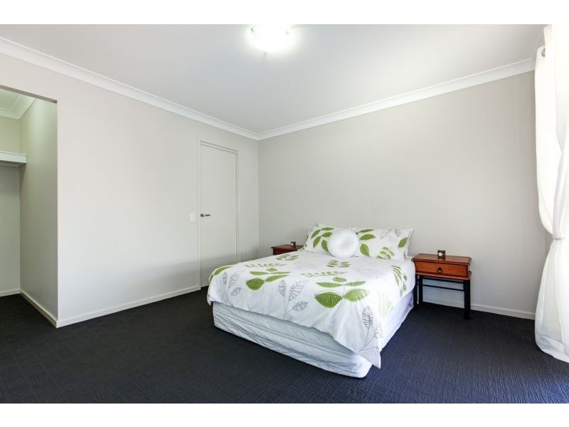 29 Stradbroke Street, Redland Bay QLD 4165