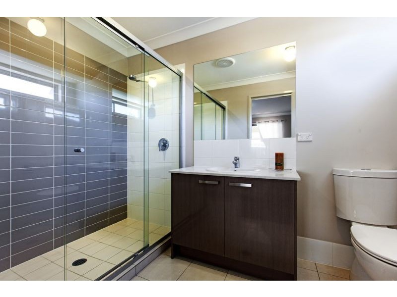 29 Stradbroke Street, Redland Bay QLD 4165