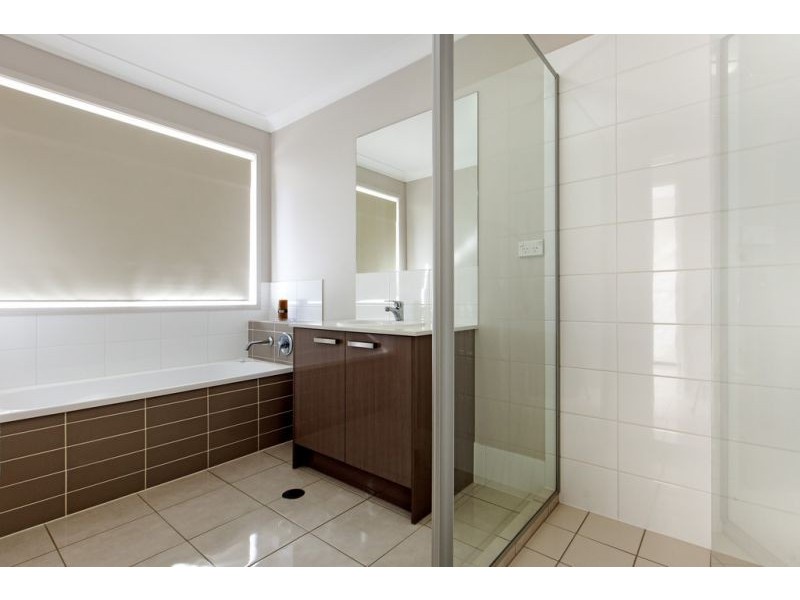 29 Stradbroke Street, Redland Bay QLD 4165