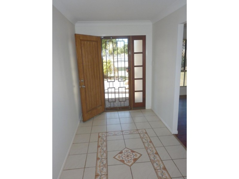 7 Karinya Court, Redland Bay QLD 4165