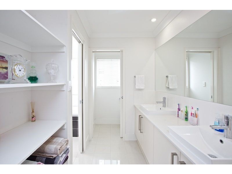39 Celsa Street, Wellington Point QLD 4160