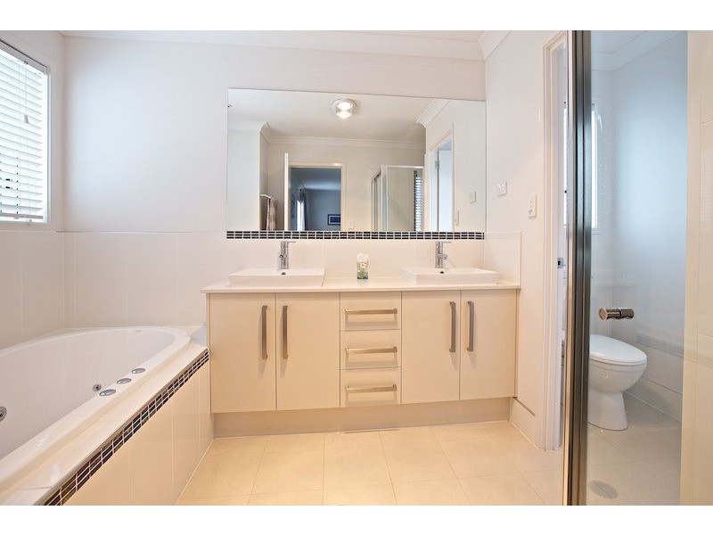 39 Celsa Street, Wellington Point QLD 4160