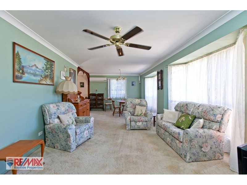 24 Meredith Place, Redland Bay QLD 4165