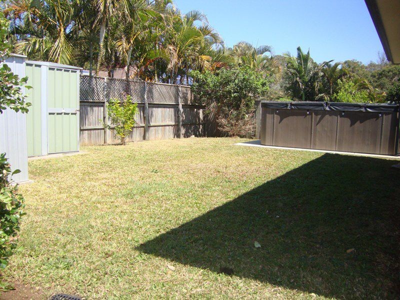 25 Lucy Ct, Ormiston QLD 4160