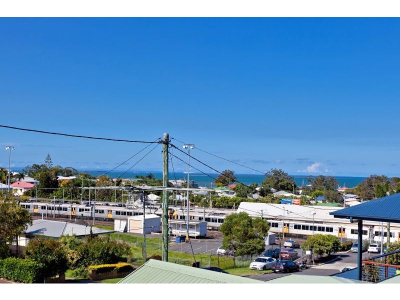 3 New Road, Manly QLD 4179