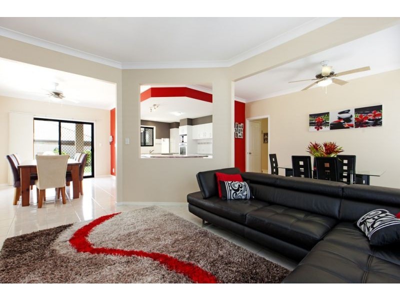 8 Elysian Street, Victoria Point QLD 4165