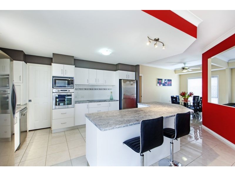 8 Elysian Street, Victoria Point QLD 4165