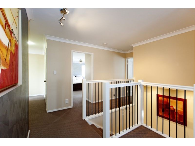 8 Elysian Street, Victoria Point QLD 4165