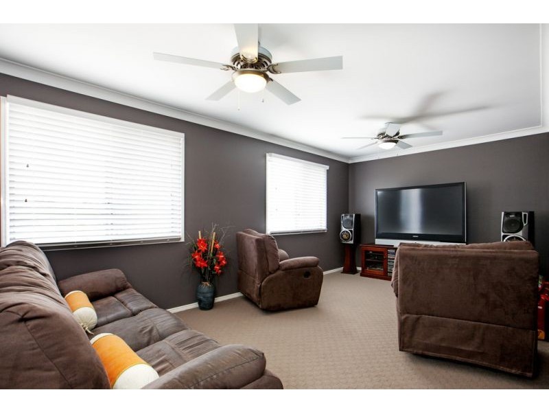8 Elysian Street, Victoria Point QLD 4165
