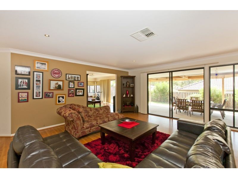 20 Syracuse St, Redland Bay QLD 4165
