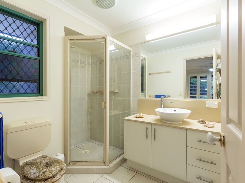 40 The Boulevard, Redland Bay QLD 4165