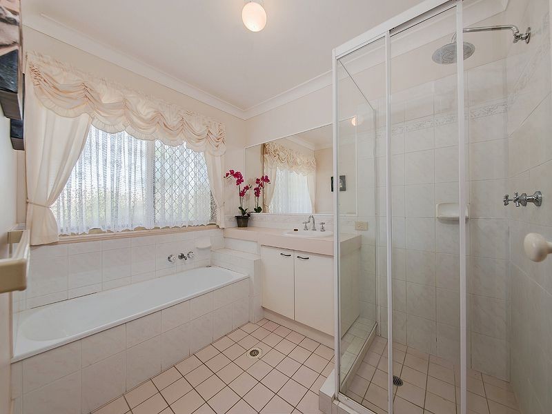 17 Drake Street, Wellington Point QLD 4160