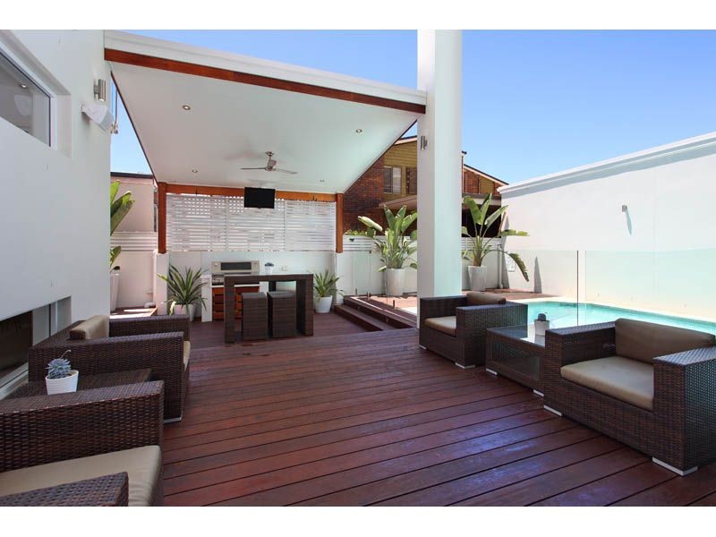 5 White Street, Victoria Point QLD 4165