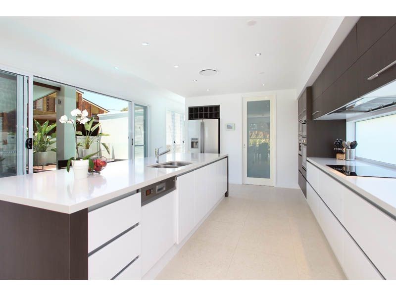 5 White Street, Victoria Point QLD 4165