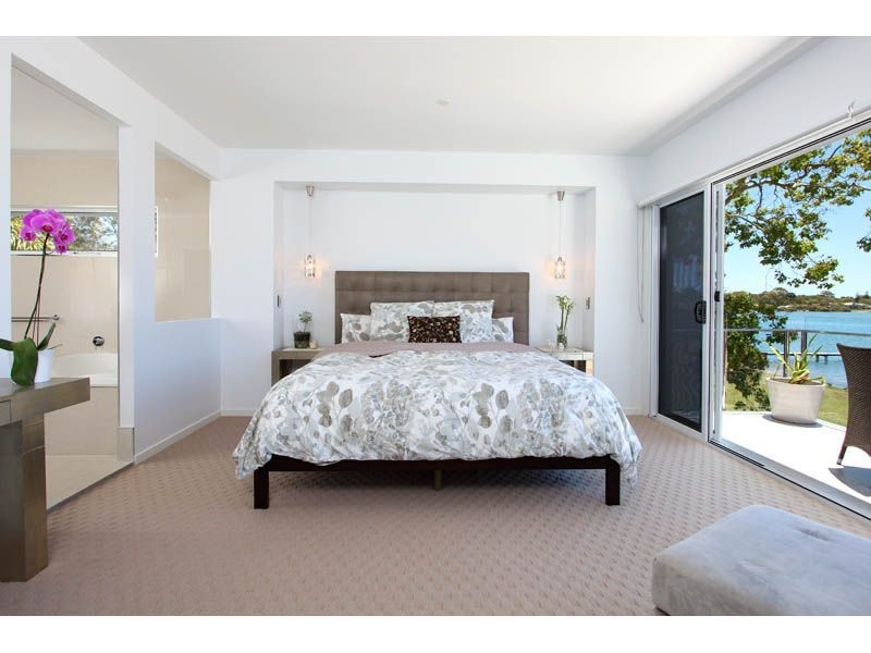 5 White Street, Victoria Point QLD 4165