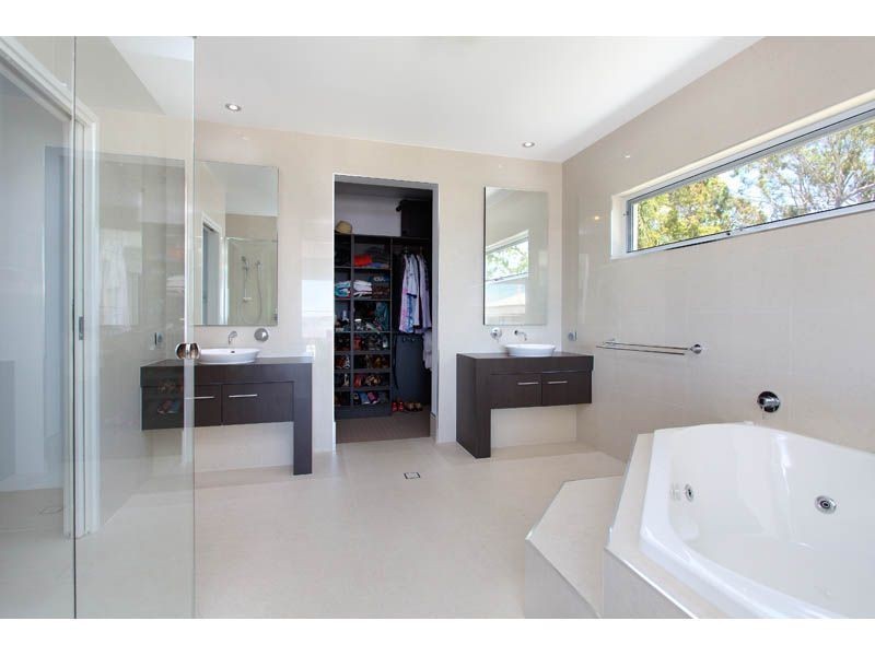 5 White Street, Victoria Point QLD 4165