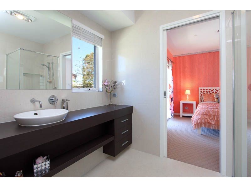 5 White Street, Victoria Point QLD 4165