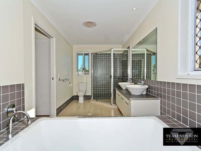 23 Dalston Street, Wellington Point QLD 4160