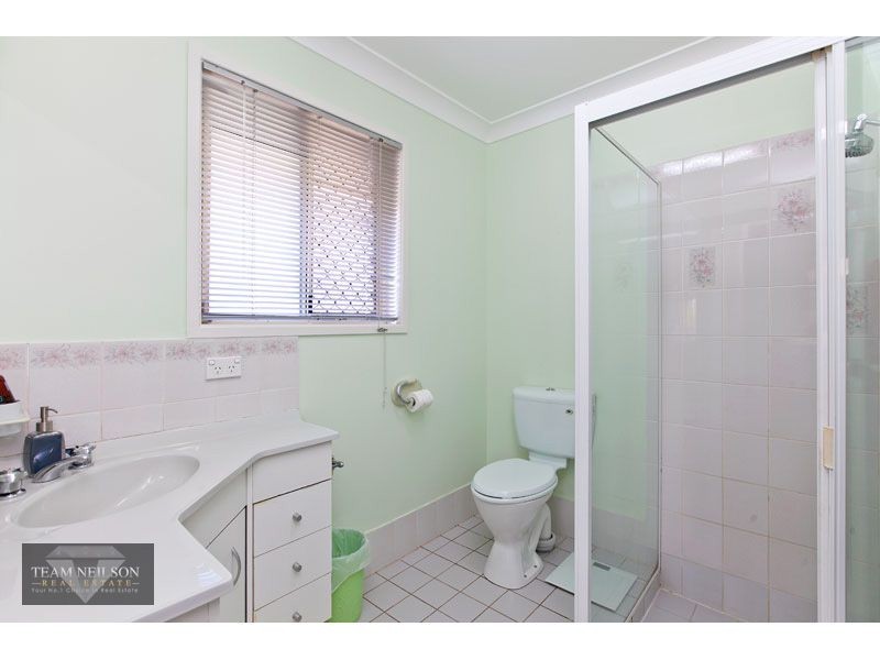 38 Crossley Drive, Wellington Point QLD 4160