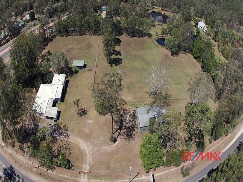 8 Avalon Road, Sheldon QLD 4157