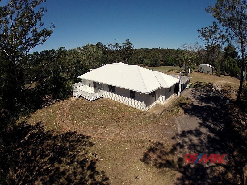 8 Avalon Road, Sheldon QLD 4157