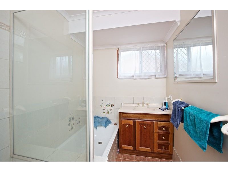 4 Johnson St, Alexandra Hills QLD 4161