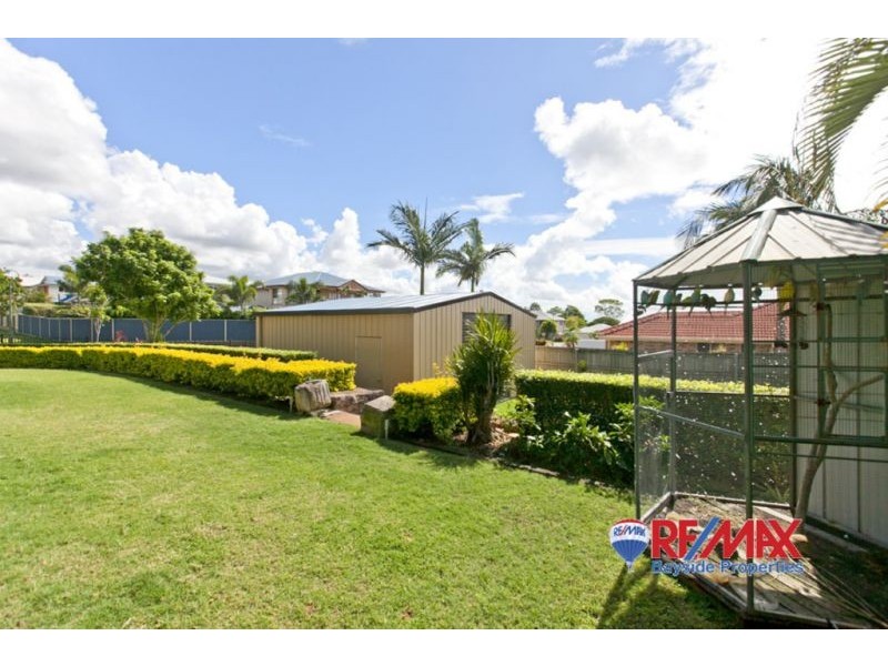 8 Highland Street, Redland Bay QLD 4165
