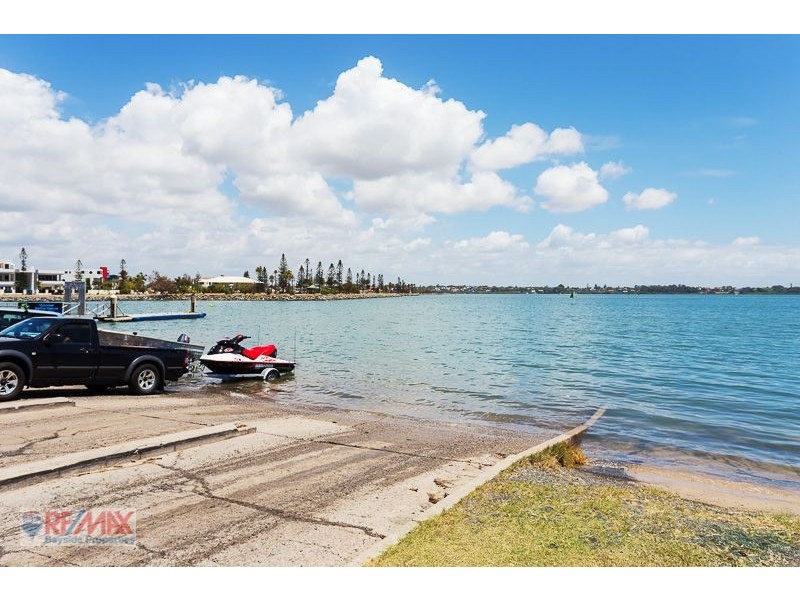 42 Littleshore Street, Cleveland QLD 4163